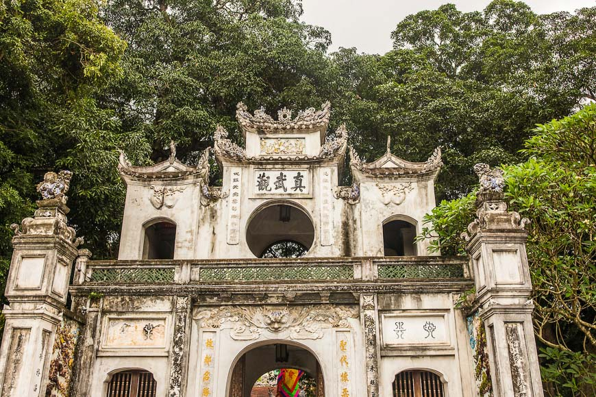 Đền Quán Thánh