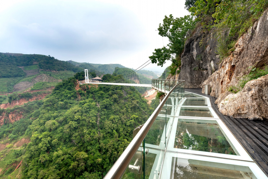 Son La Glasbrücke